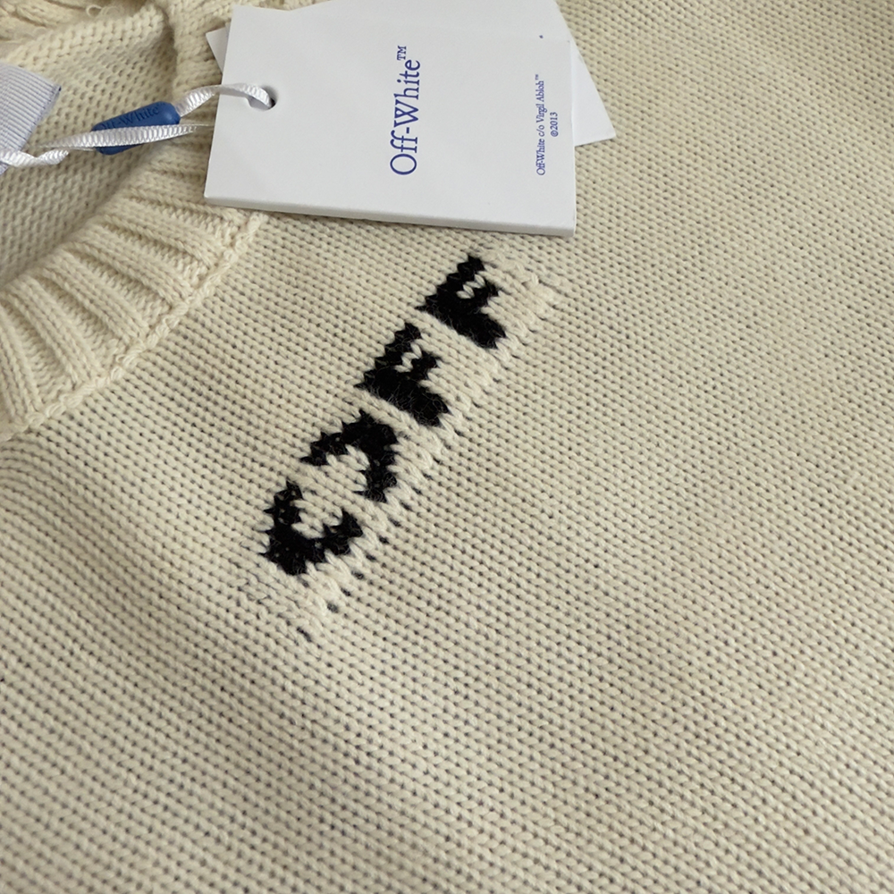 OFF-WHITE Knit Sweater