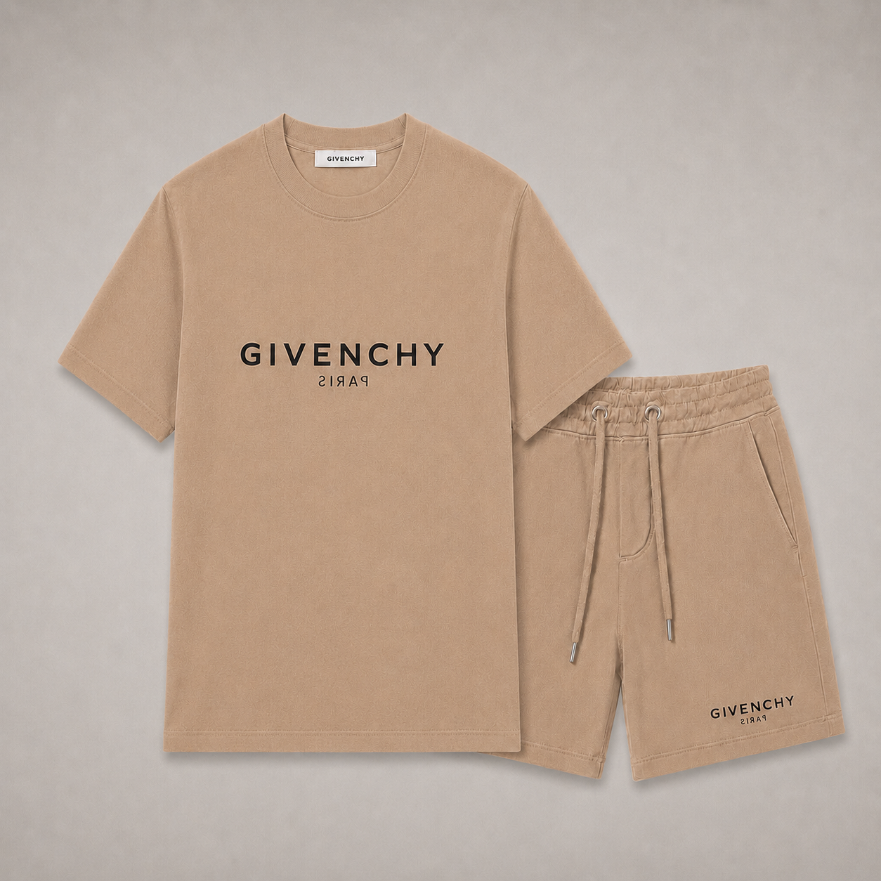 Reverse Logo T-Shirtt&Shorts Set