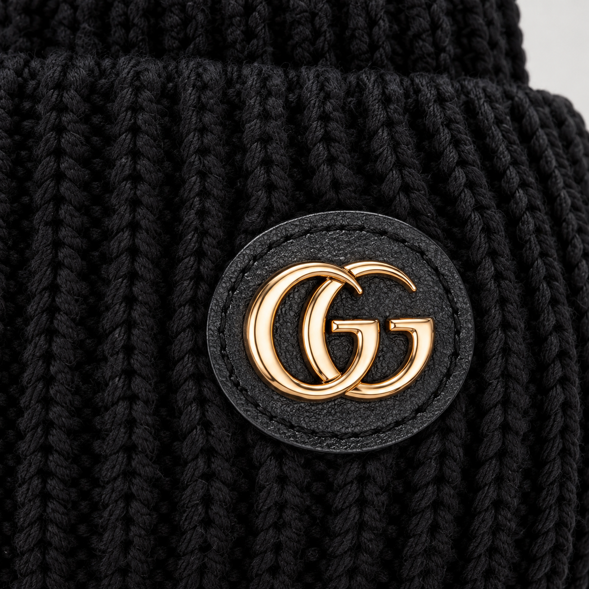 Logo-Plaque Ribbed Knit Beanie