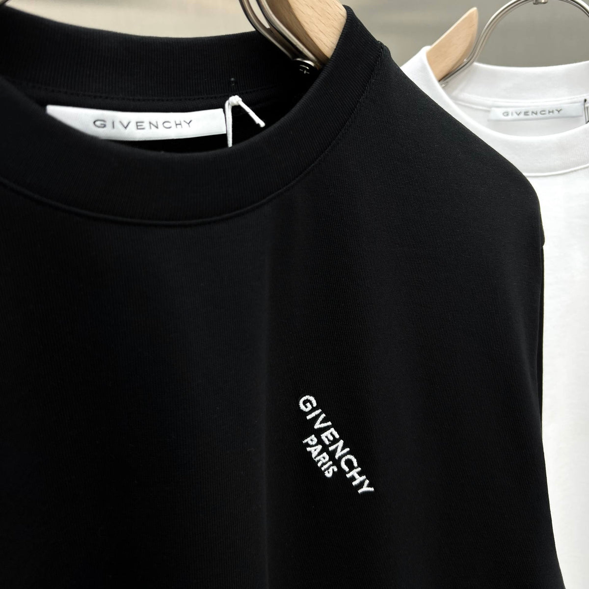 Embroidered Diagonal Logo Crew Neck T-Shirt